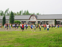 �O���E���h